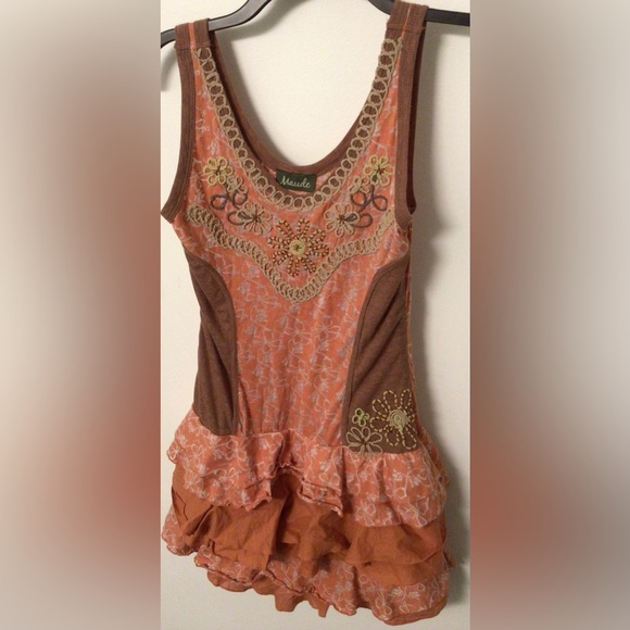 Maude Floral Embroidered Sleeveless Dress - Picture 5 of 6